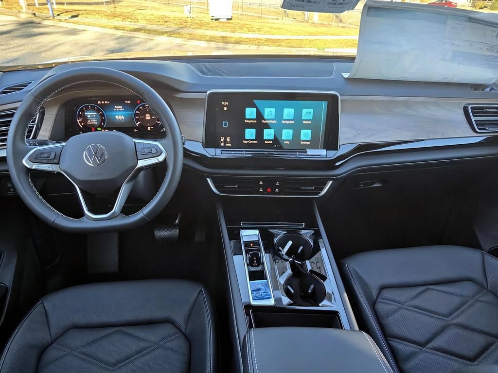 New 2026 Volkswagen Atlas SE FWD image 11