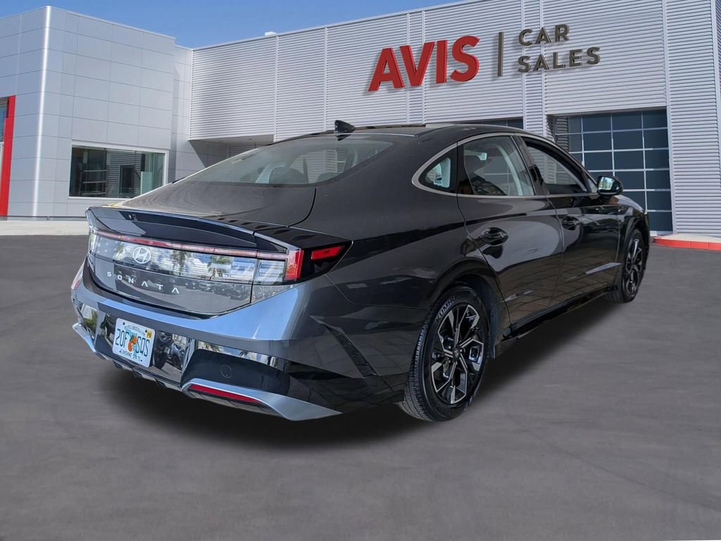 Used 2025 Hyundai Sonata SEL FWD image 6