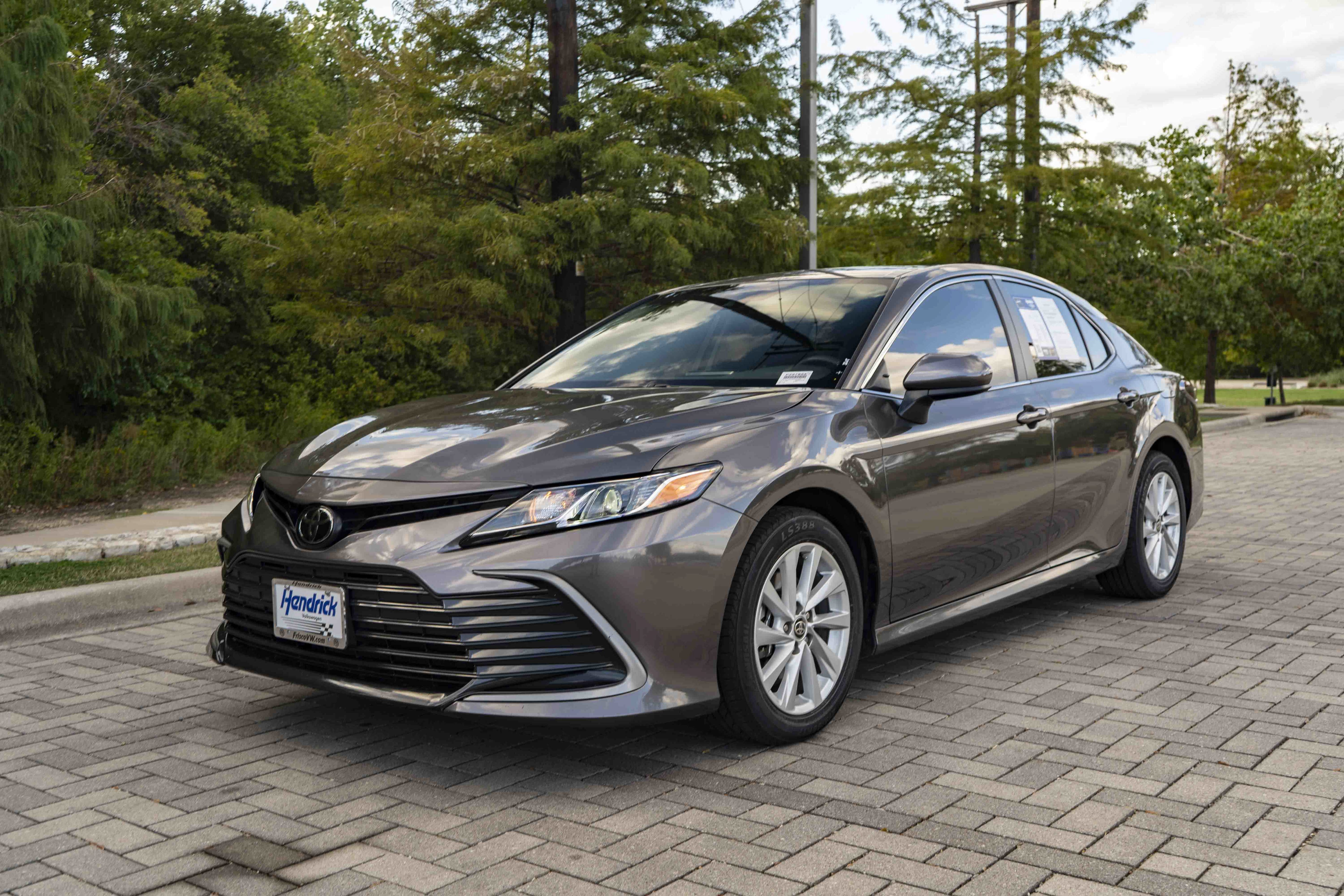 Used 2024 Toyota Camry LE FWD image 4