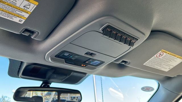 New 2026 Ford F550 4x4 SuperCab Super Duty image 16