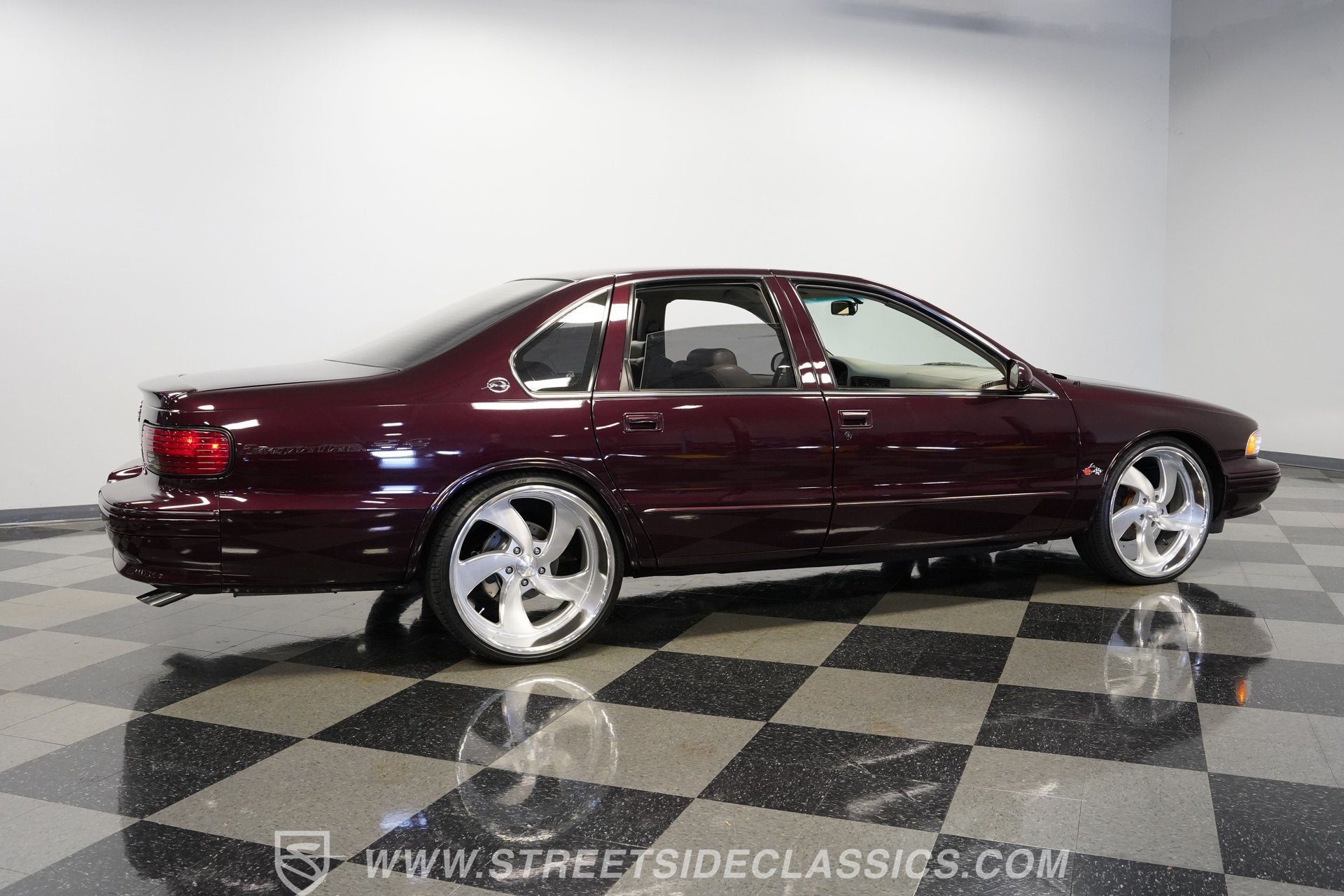 Used 1996 Chevrolet Impala SS RWD image 14