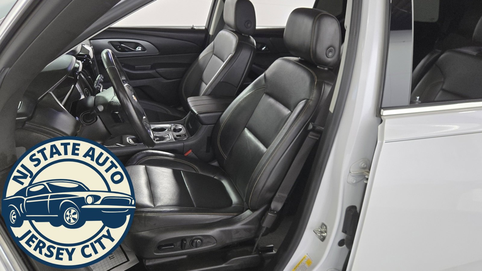 Used 2021 Chevrolet Traverse Premier image 26