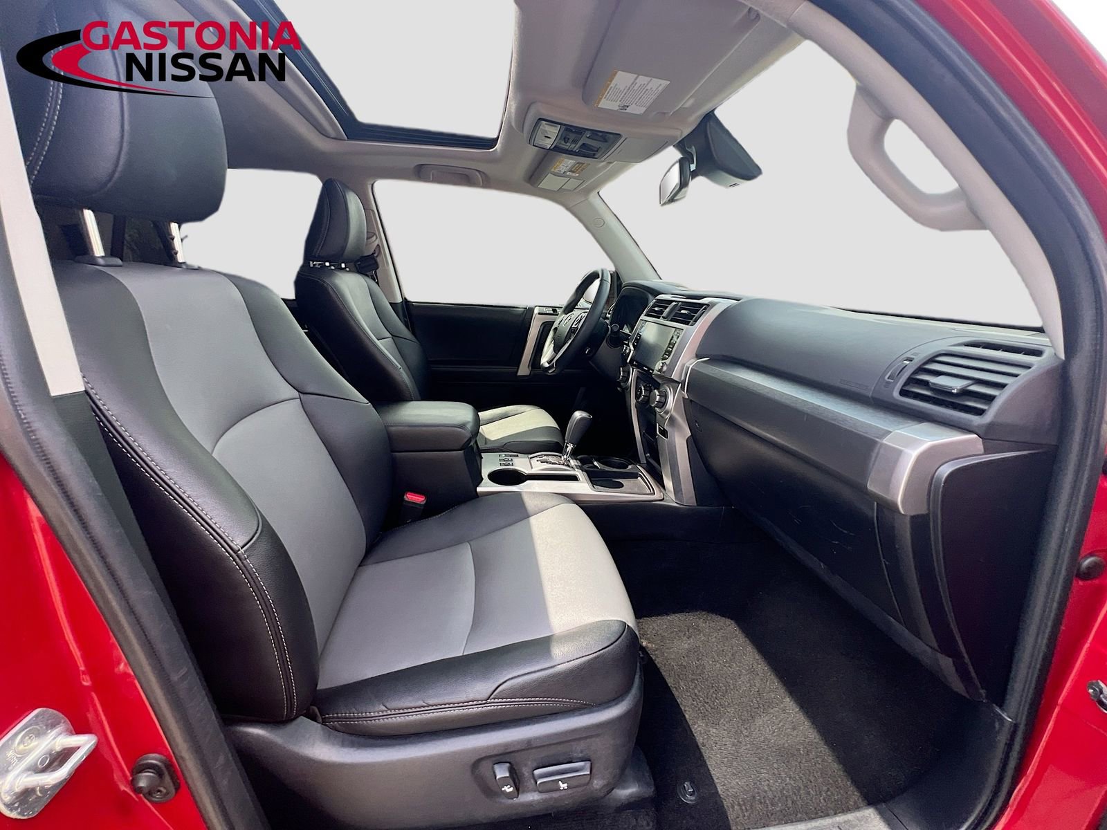 Used 2022 Toyota 4Runner SR5 Premium w/ Moonroof Package image 38