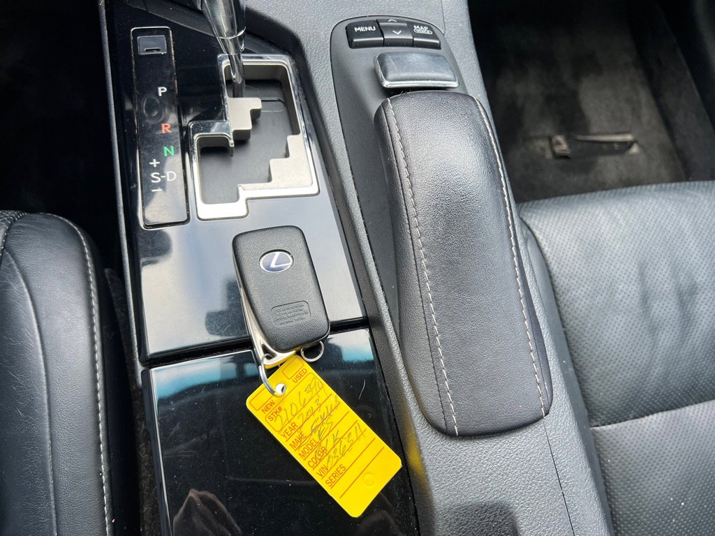Used 2013 Lexus ES 300h w/ Luxury Pkg FWD image 23