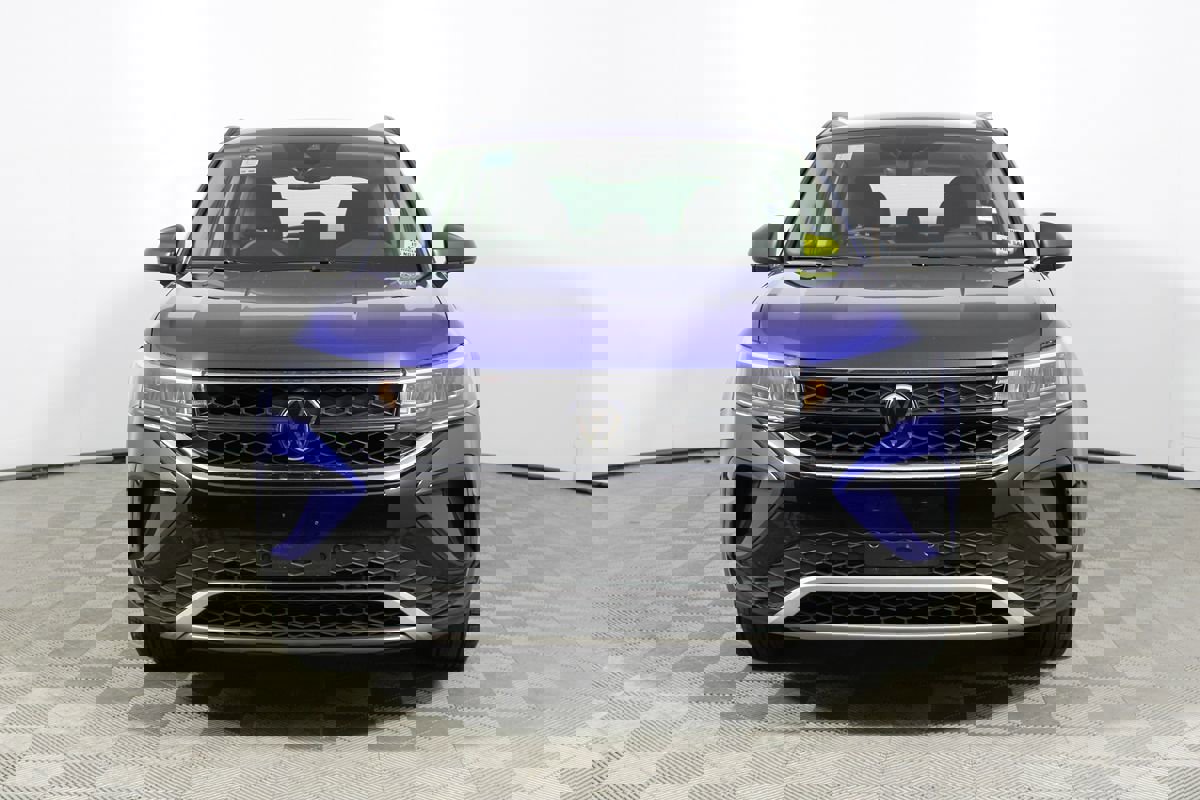 Used 2023 Volkswagen Taos S w/ Driver Assistance Package image 2