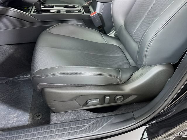 New 2026 Subaru Outback Limited AWD/4WD image 19