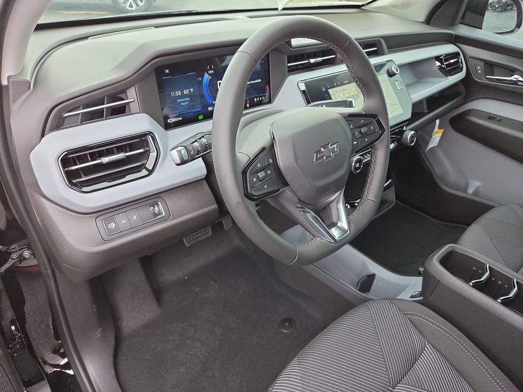 New 2027 Chevrolet Bolt LT w/ Comfort Package FWD image 2