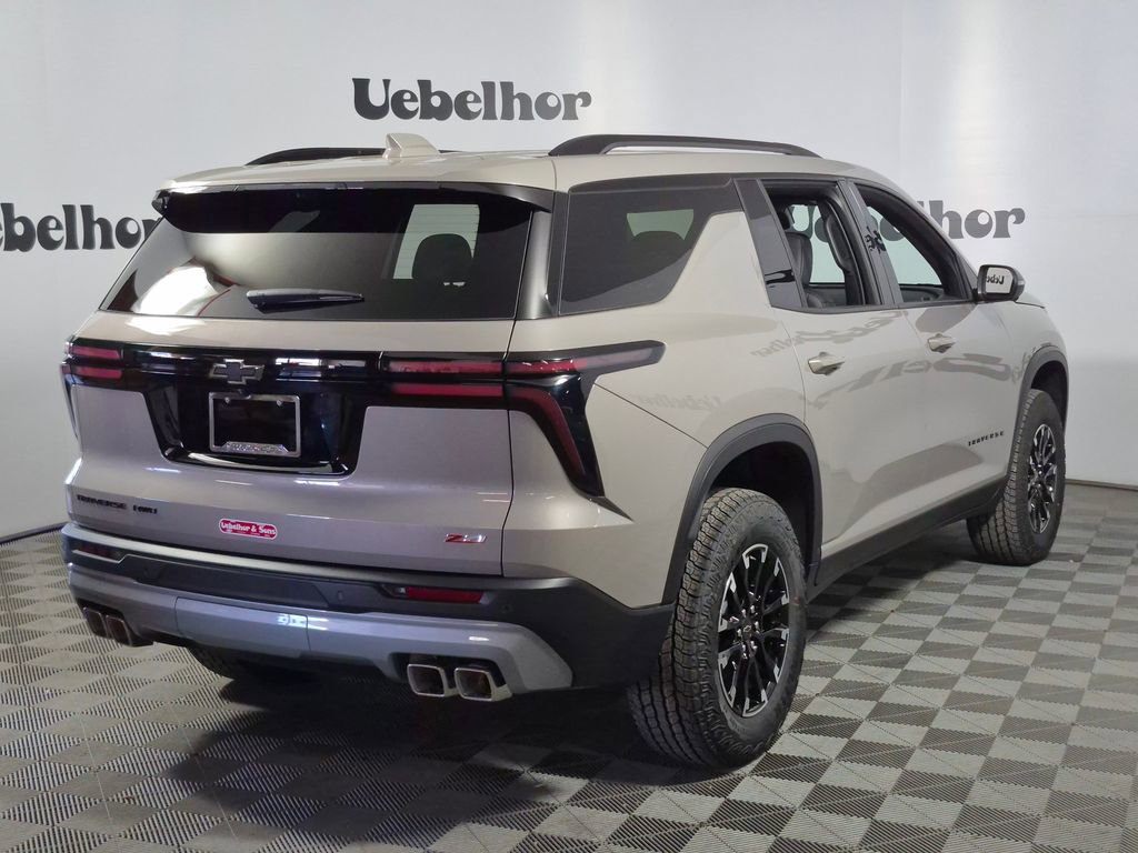 New 2026 Chevrolet Traverse Z71 w/ Driver Confidence Package AWD/4WD image 7