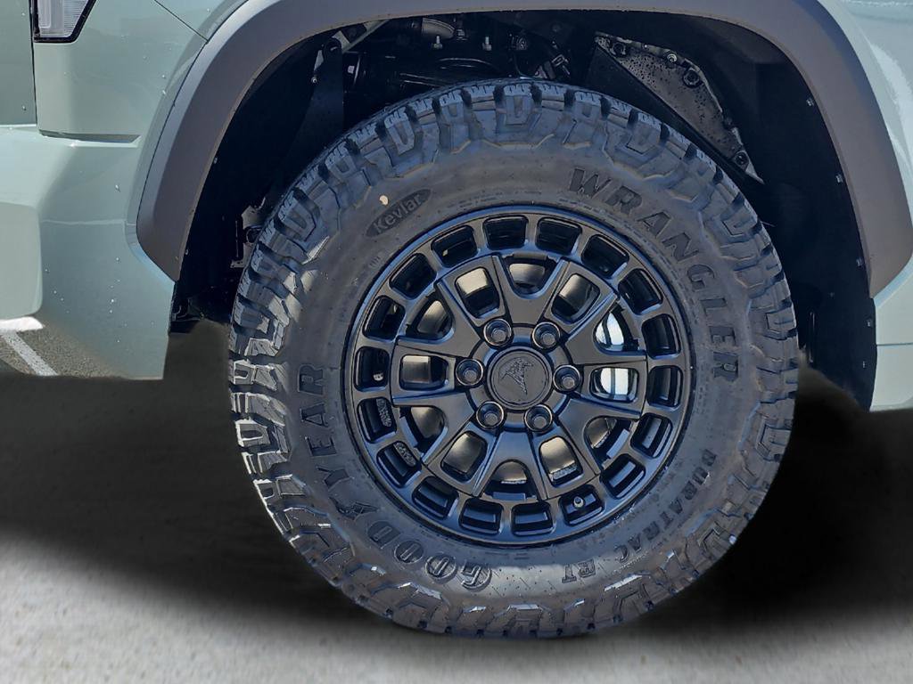 New 2026 Toyota Tundra SR5 image 9