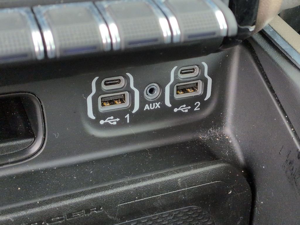 Used 2022 RAM 1500 Laramie image 23