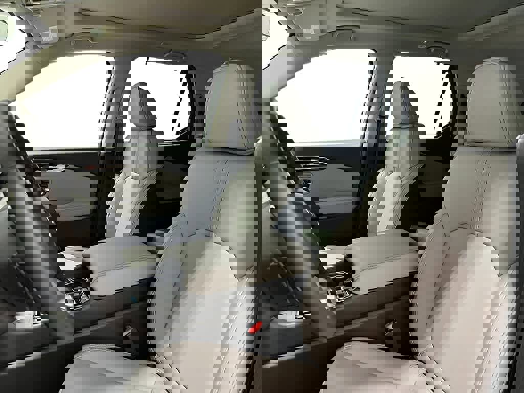 New 2025 Honda Pilot Touring image 10