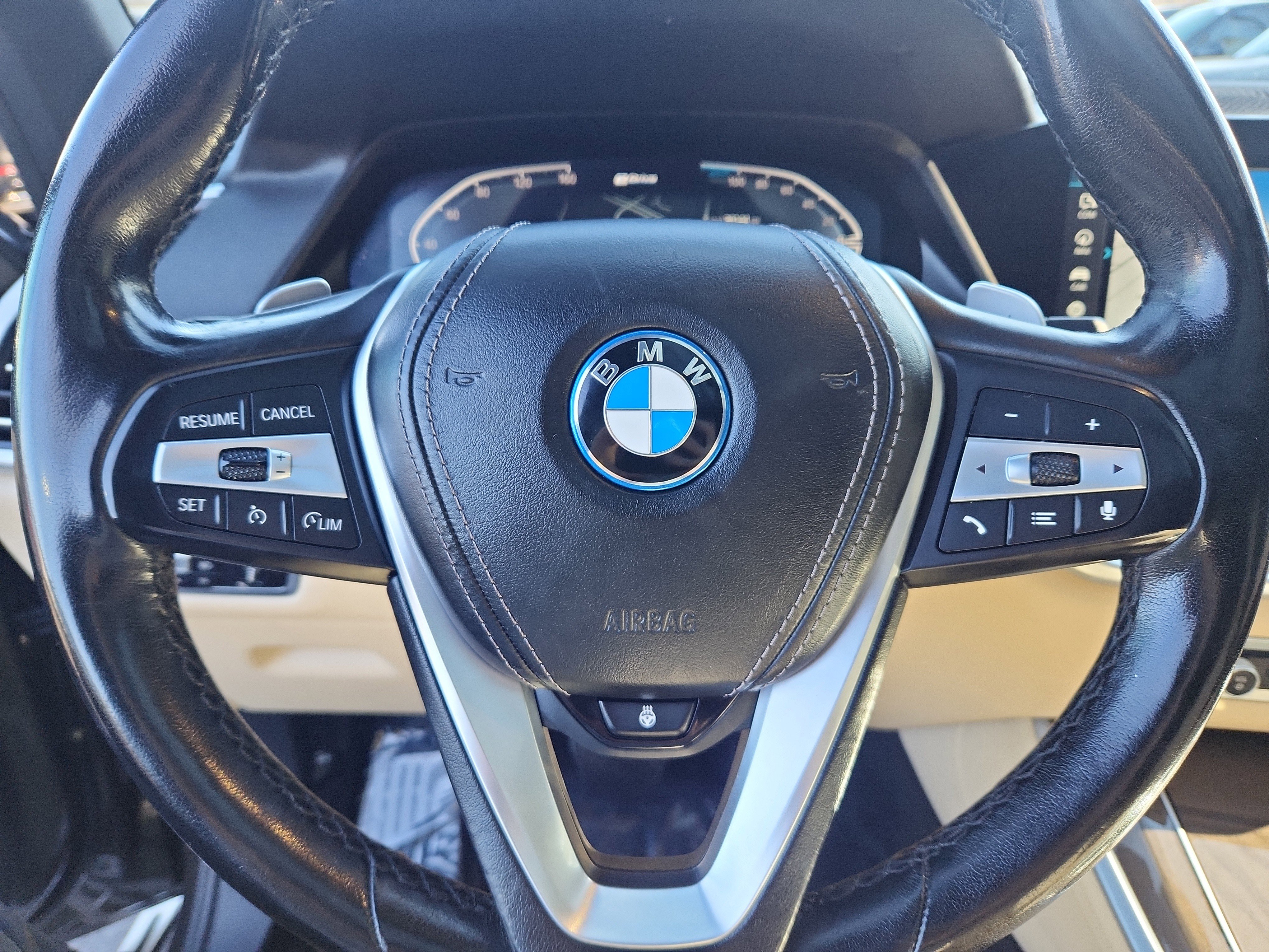 Used 2022 BMW X5 xDrive45e w/ Climate Comfort Package image 18