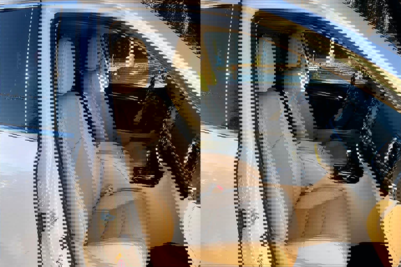 Used 2016 Toyota Highlander Limited image 9