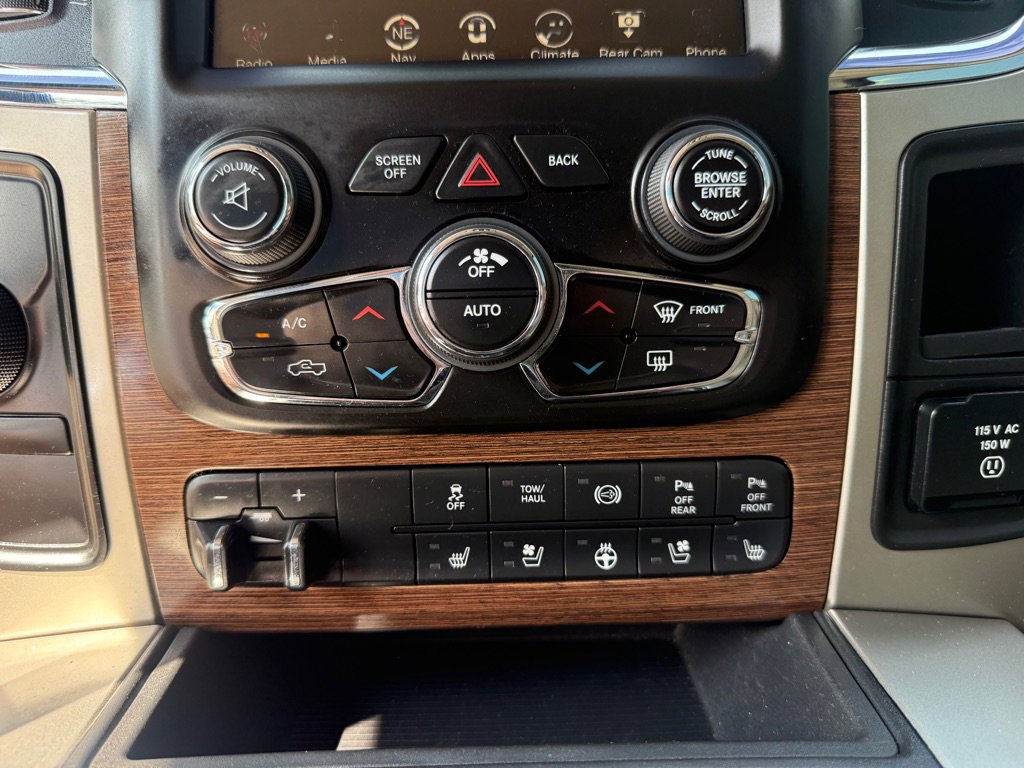 Used 2016 RAM 2500 Laramie AWD/4WD image 36