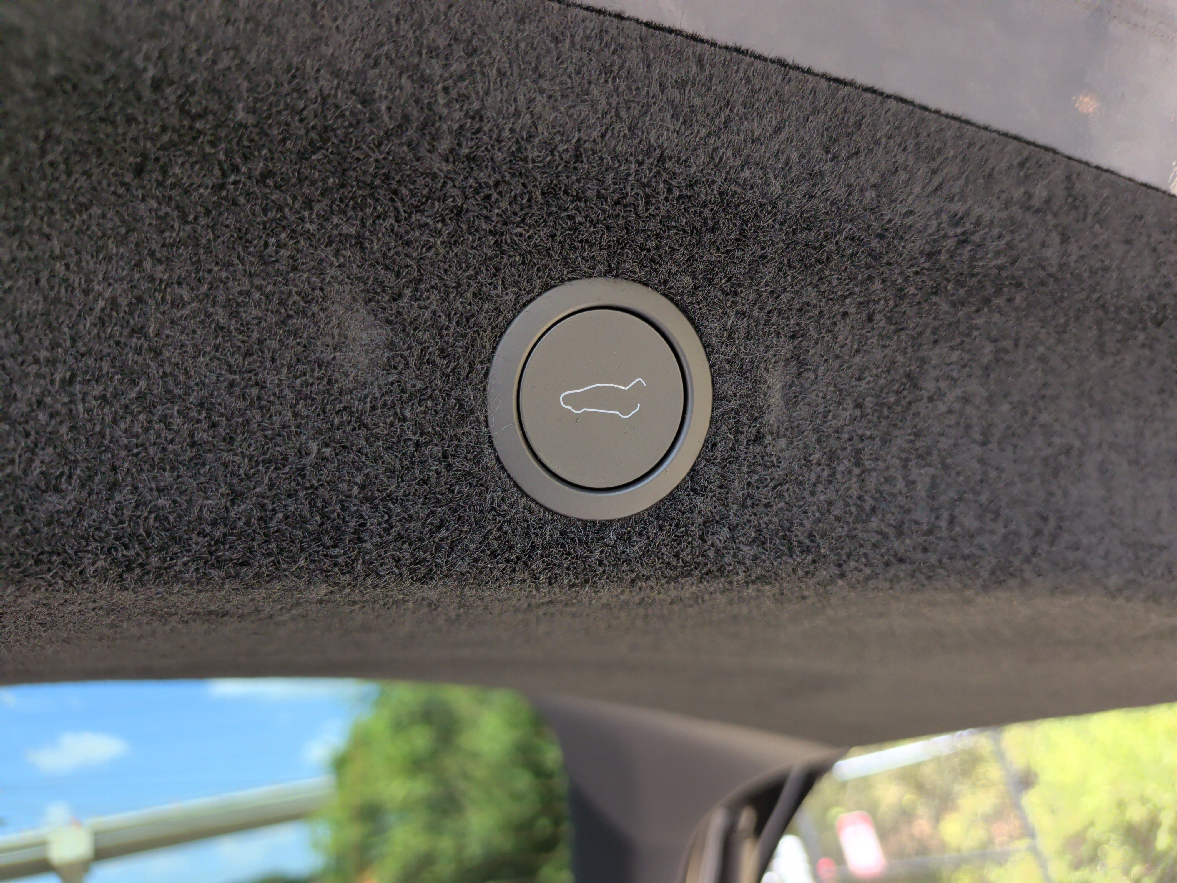 Used 2026 Tesla Model Y AWD image 37