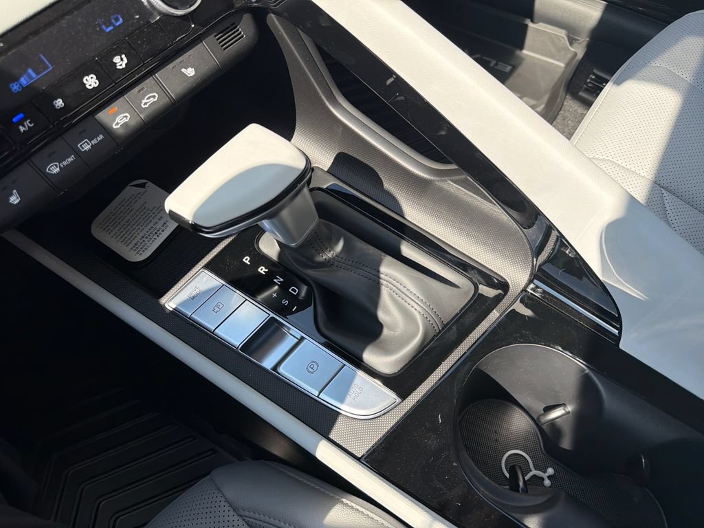 New 2026 Hyundai Elantra Limited FWD image 33