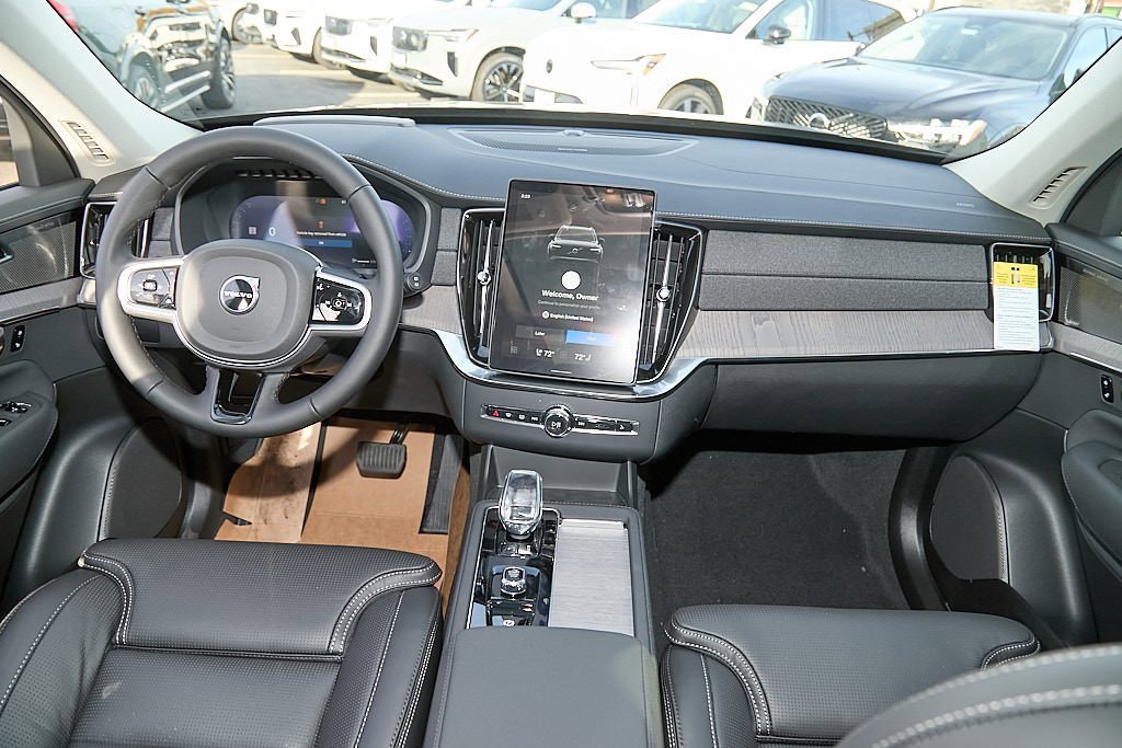 New 2026 Volvo XC90 B6 Ultra w/ Protection Package image 25