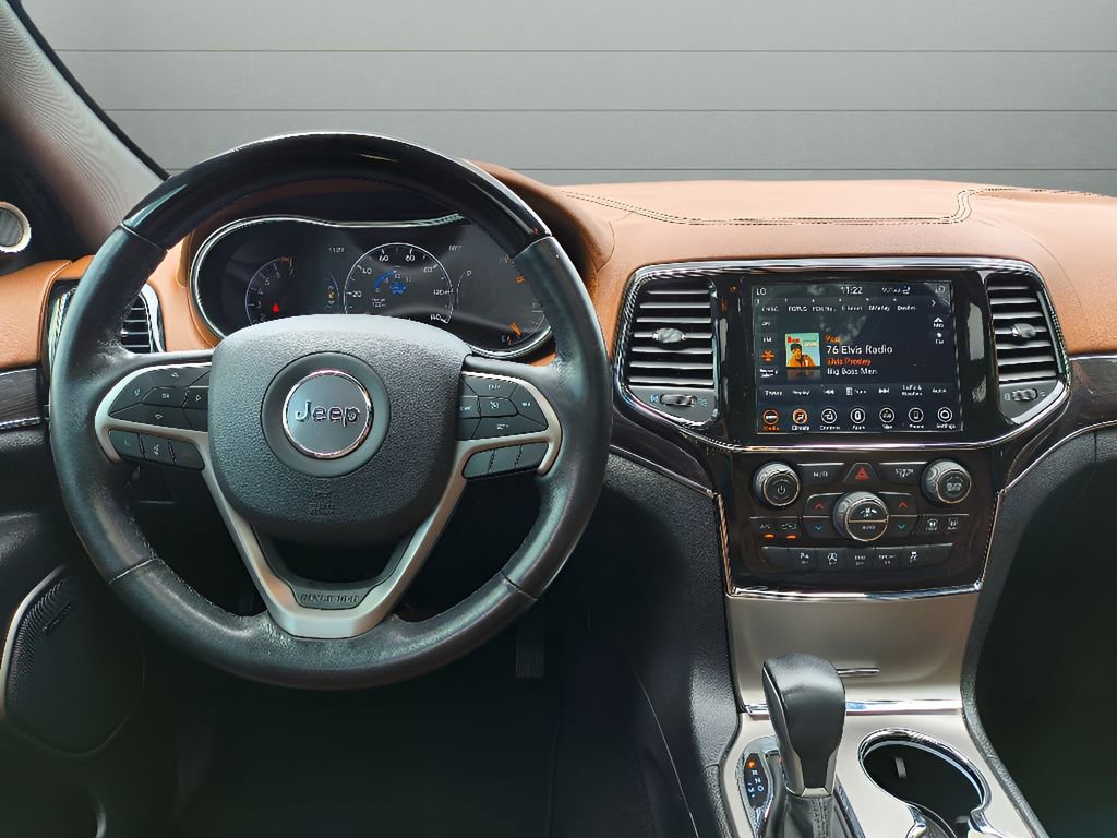 Used 2021 Jeep Grand Cherokee Overland w/ Trailer Tow Group IV image 30