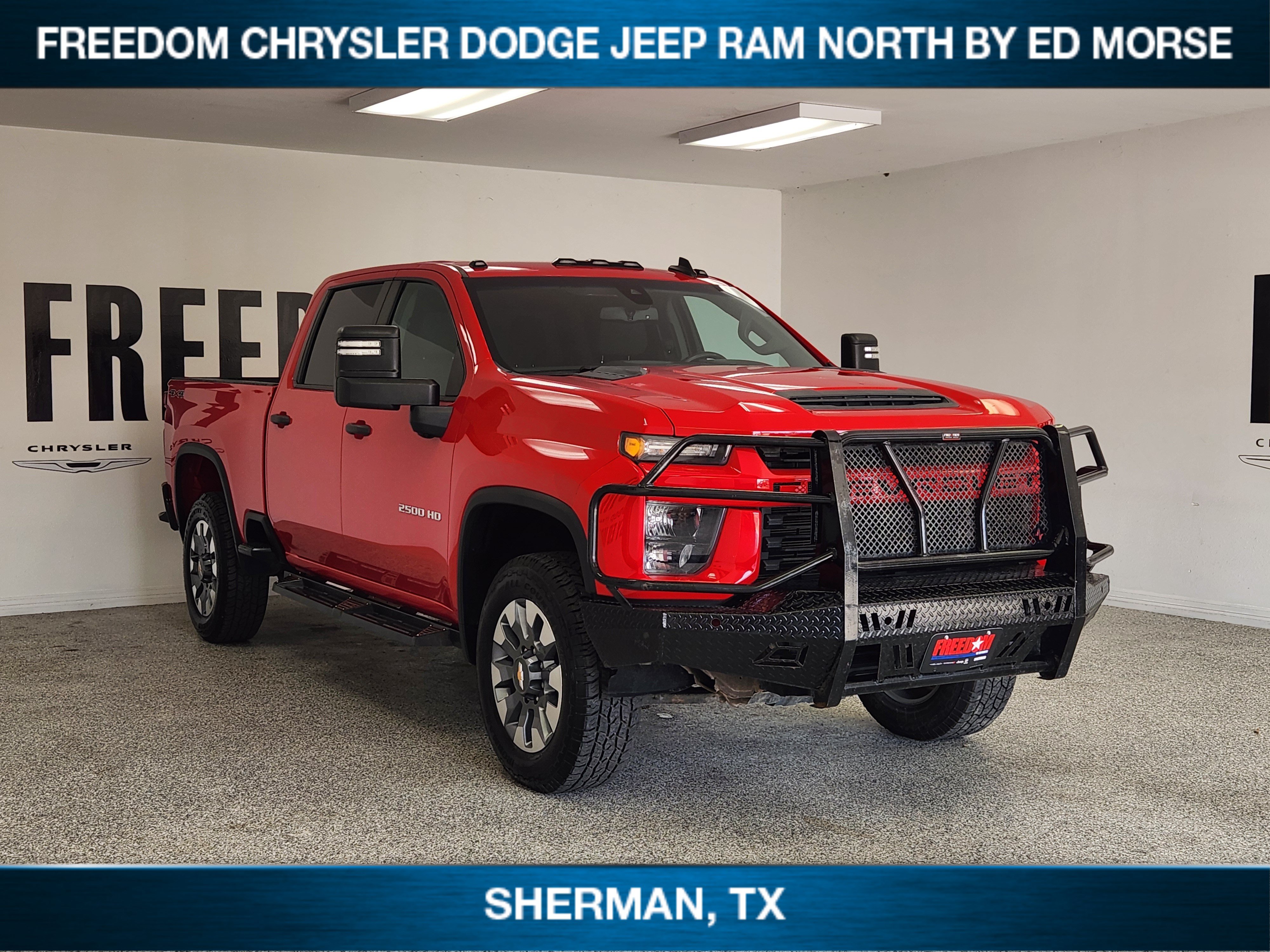 Used 2023 Chevrolet Silverado 2500 Custom w/ Custom Value Package AWD/4WD image 2