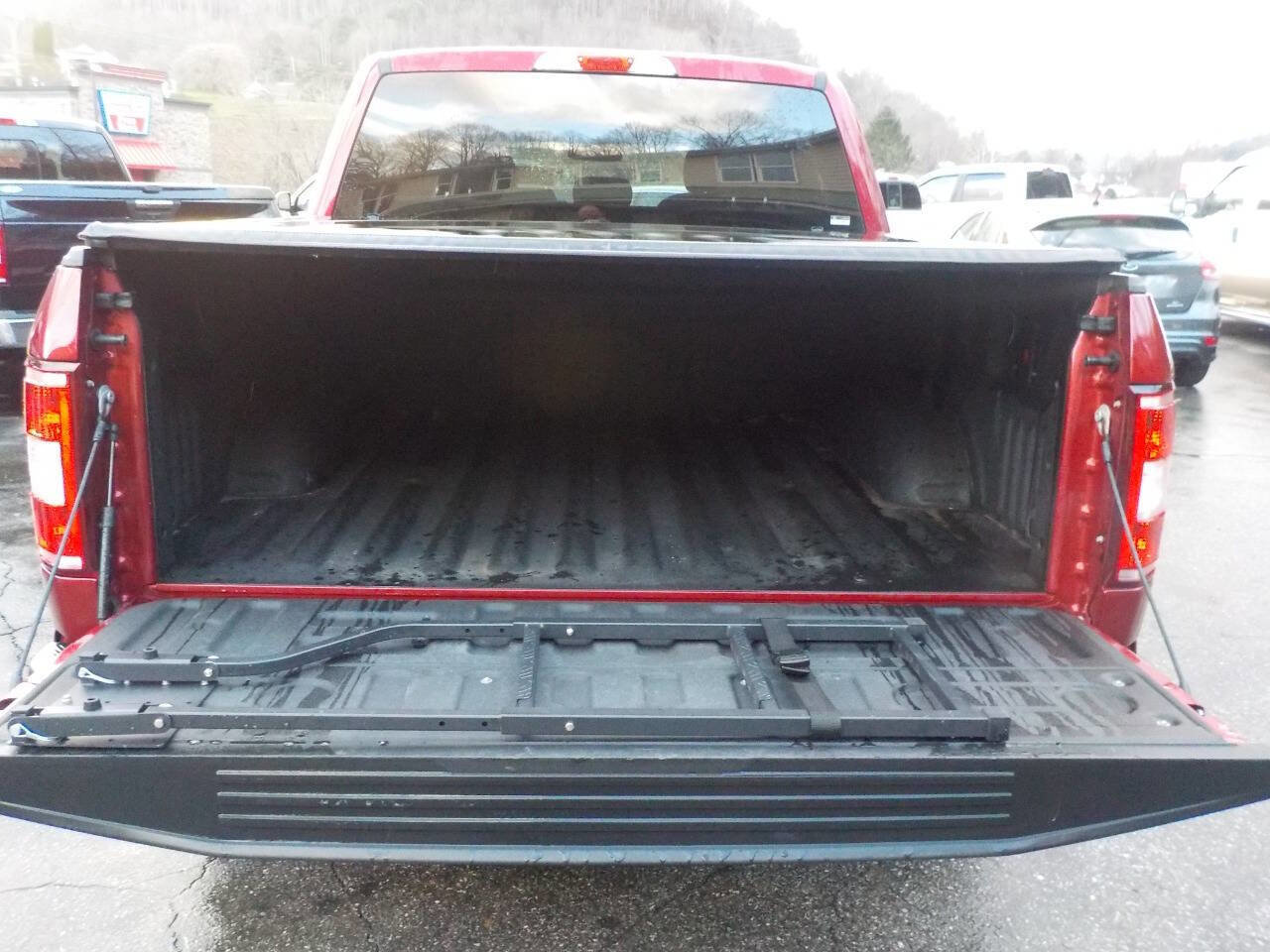 Used 2019 Ford F150 XLT w/ Equipment Group 302A Luxury image 11