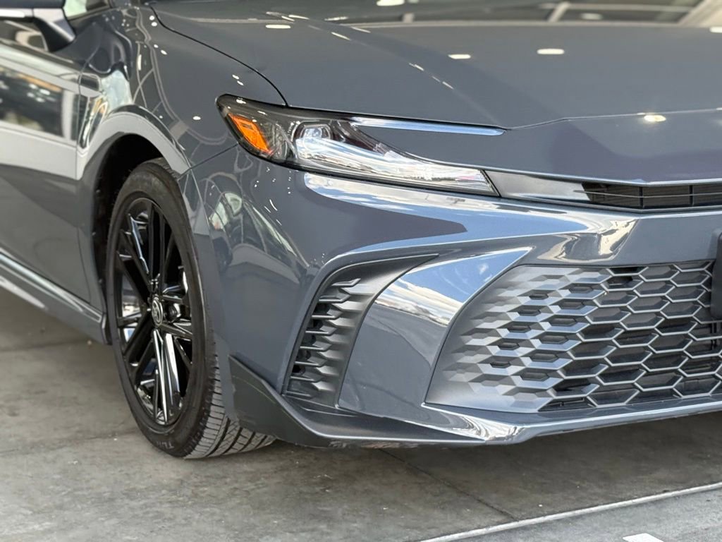 Certified 2025 Toyota Camry SE image 9