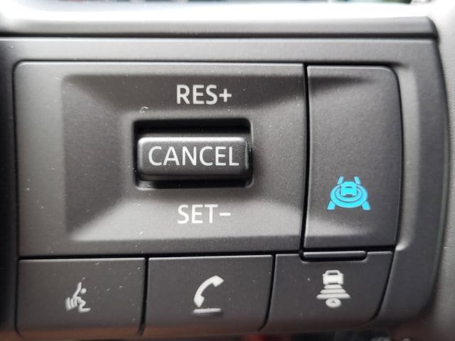 New 2026 Nissan Pathfinder SV w/ SV Premium Package AWD/4WD image 10