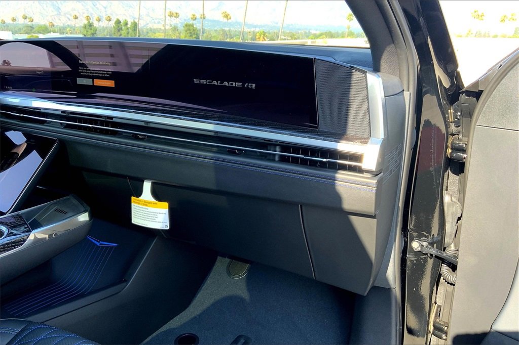 New 2026 Cadillac Escalade IQ Sport 1 image 33