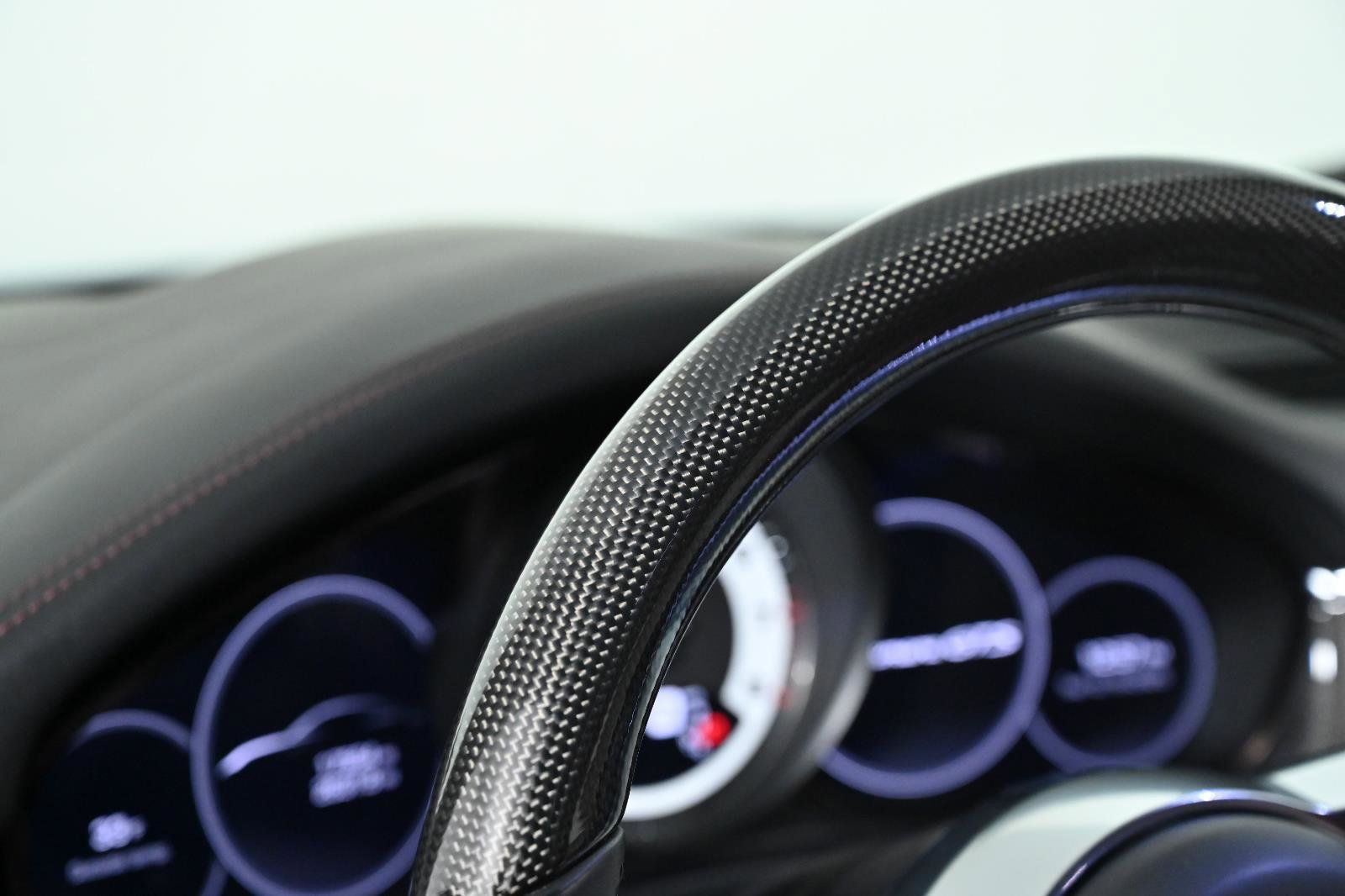 Used 2020 Porsche Panamera GTS image 15