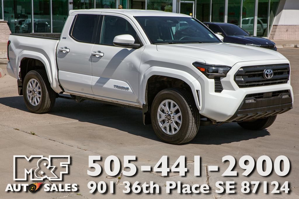 Used 2025 Toyota Tacoma SR5 AWD/4WD image 1