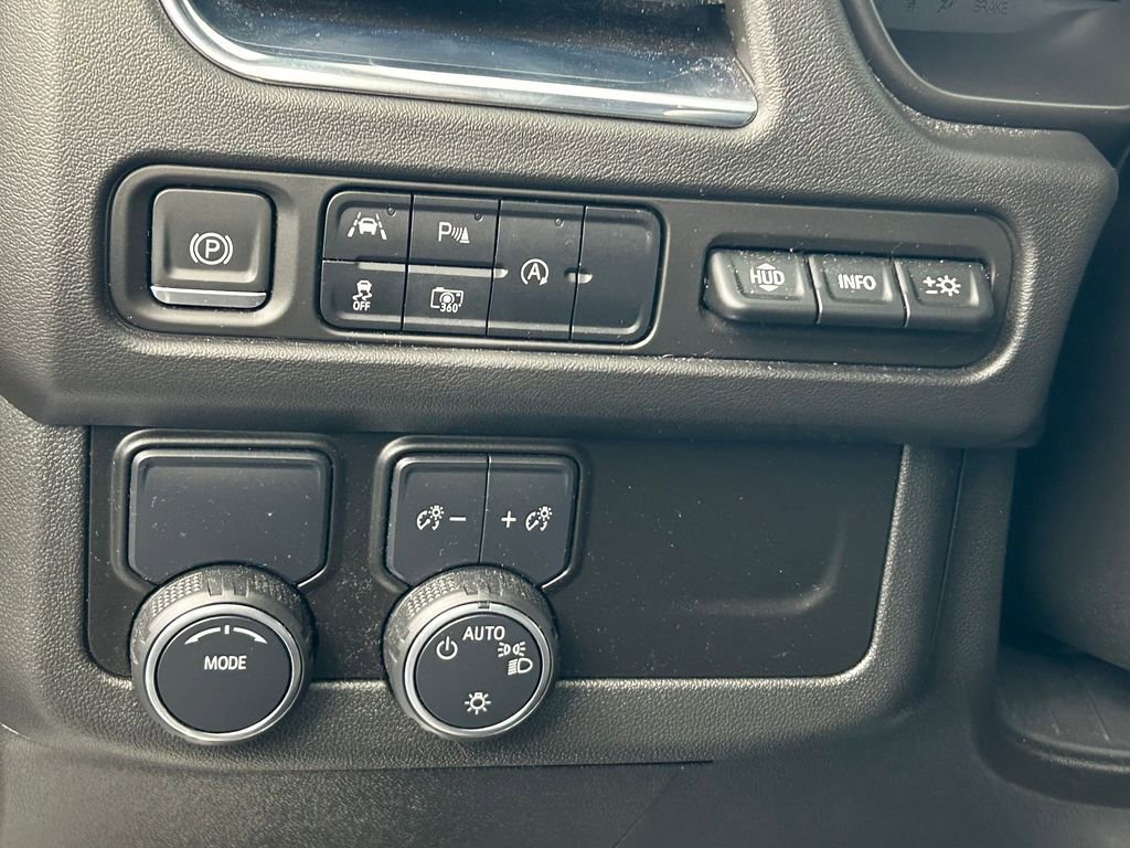 Used 2023 Chevrolet Tahoe High Country image 18