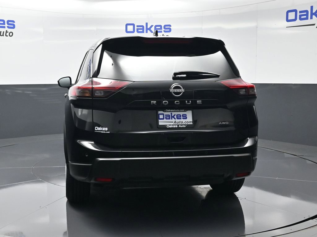 Used 2025 Nissan Rogue SV image 7