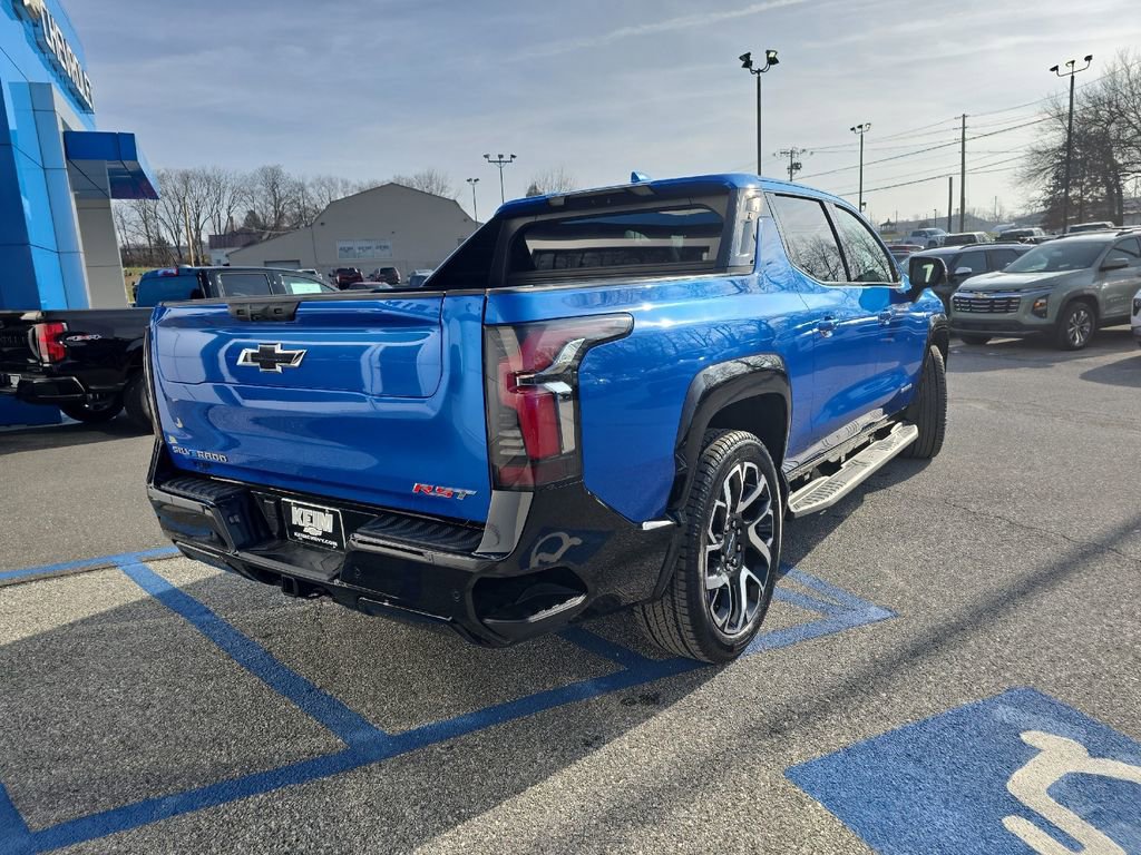 New 2025 Chevrolet Silverado EV RST image 14