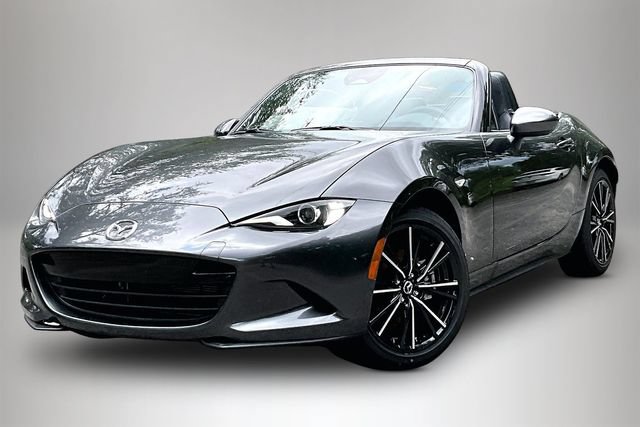 New 2026 MAZDA MX-5 Miata Grand Touring RWD image 2