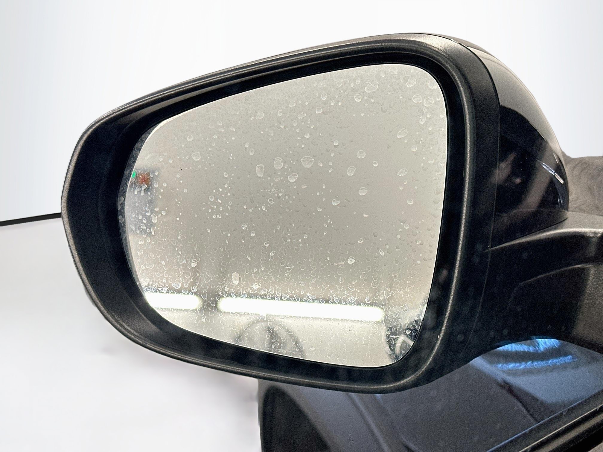 Used 2025 Chevrolet TrailBlazer LT AWD/4WD image 16