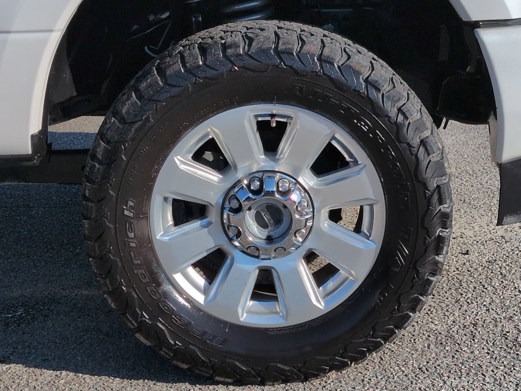 Used 2018 Ford F350 Platinum w/ Platinum Ultimate Package AWD/4WD image 11