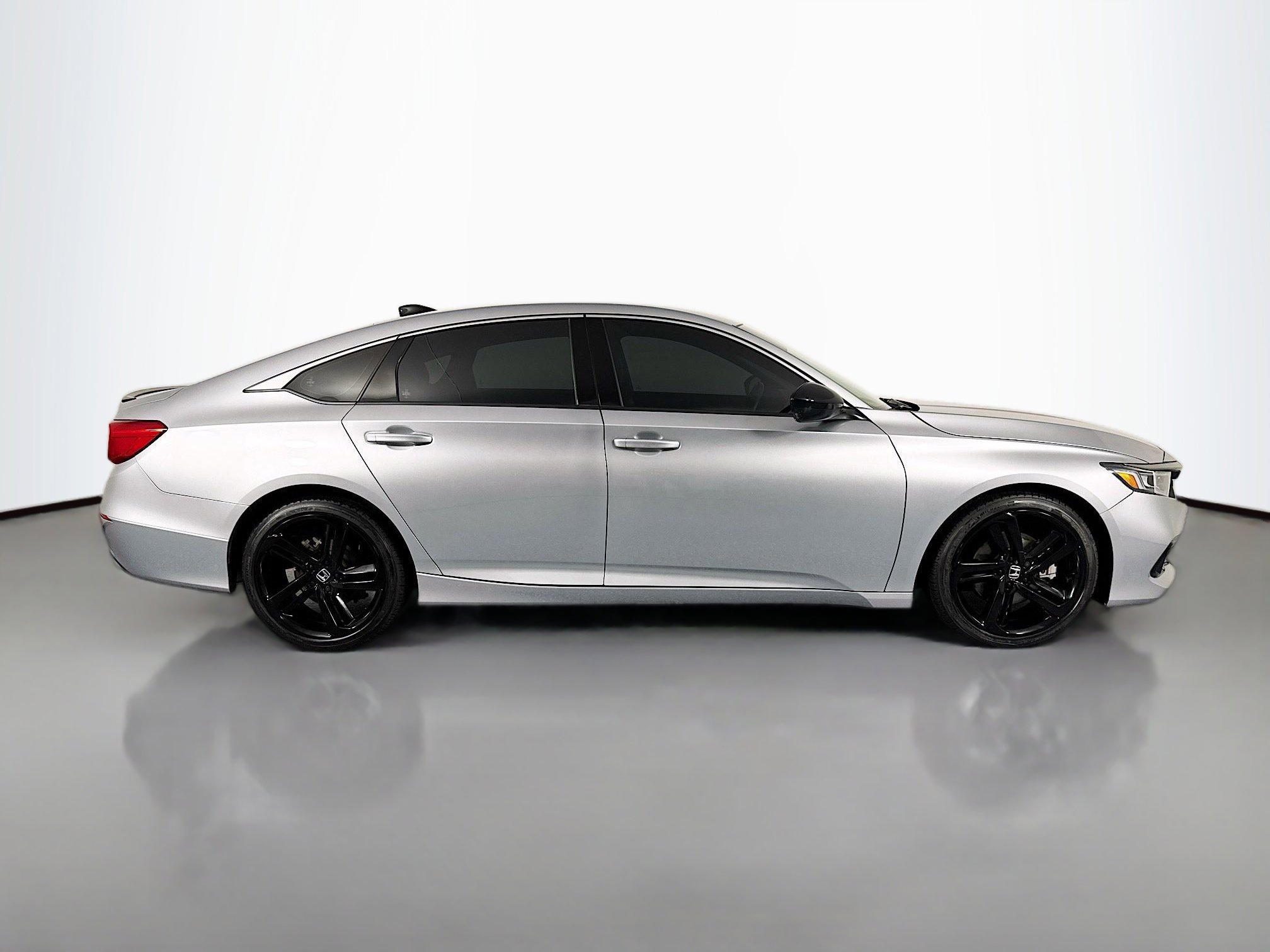 Certified 2022 Honda Accord Sport image 4