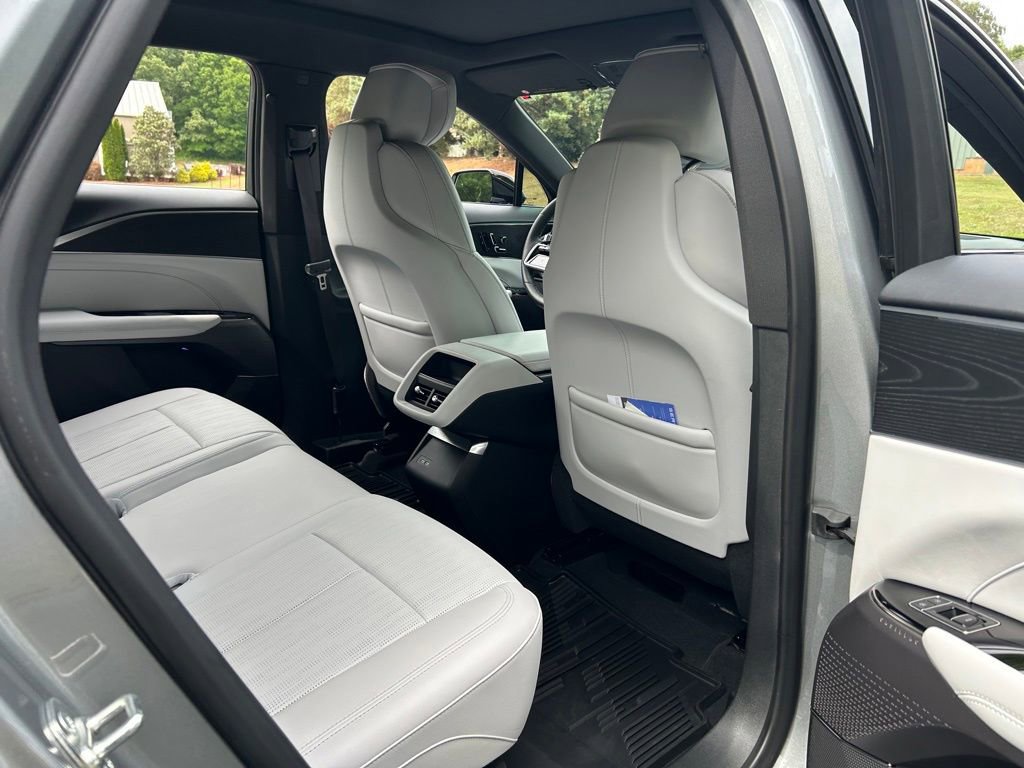 Used 2025 Cadillac Lyriq Sport AWD/4WD image 49