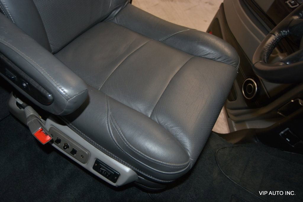 Used 2020 GMC Savana 2500 Extended w/ Enhanced Convenience Package image 26