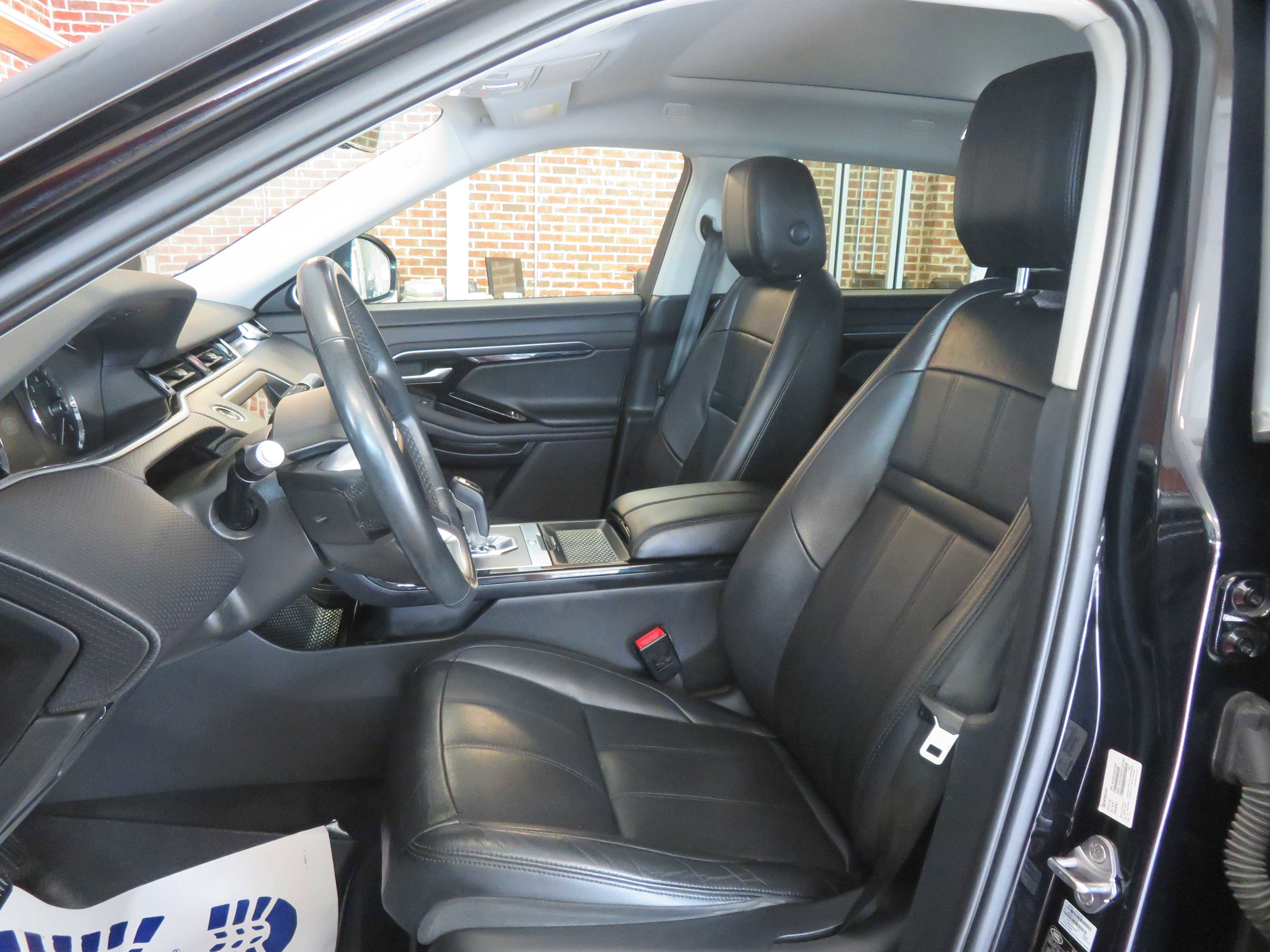 Used 2020 Land Rover Range Rover Evoque S image 15