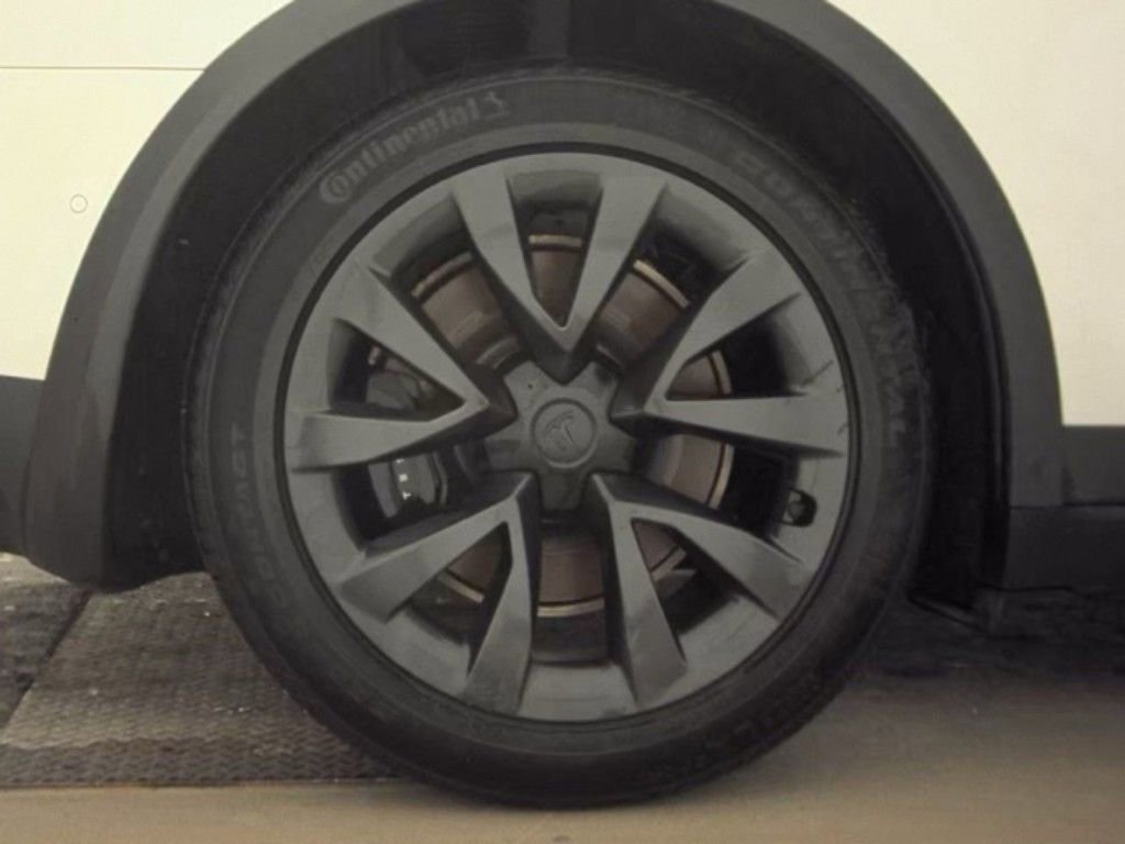 Used 2022 Tesla Model X AWD/4WD image 19