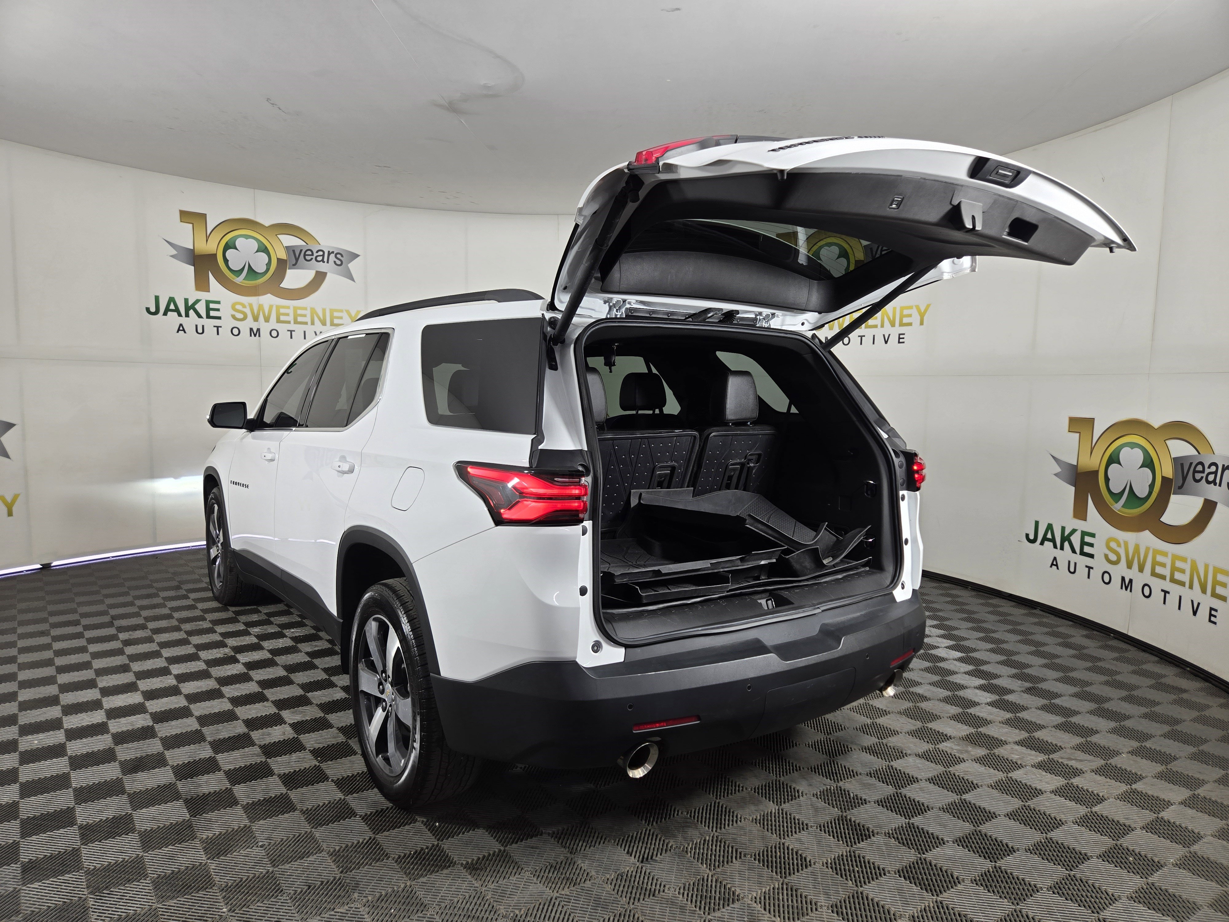 Used 2022 Chevrolet Traverse LT AWD/4WD image 33