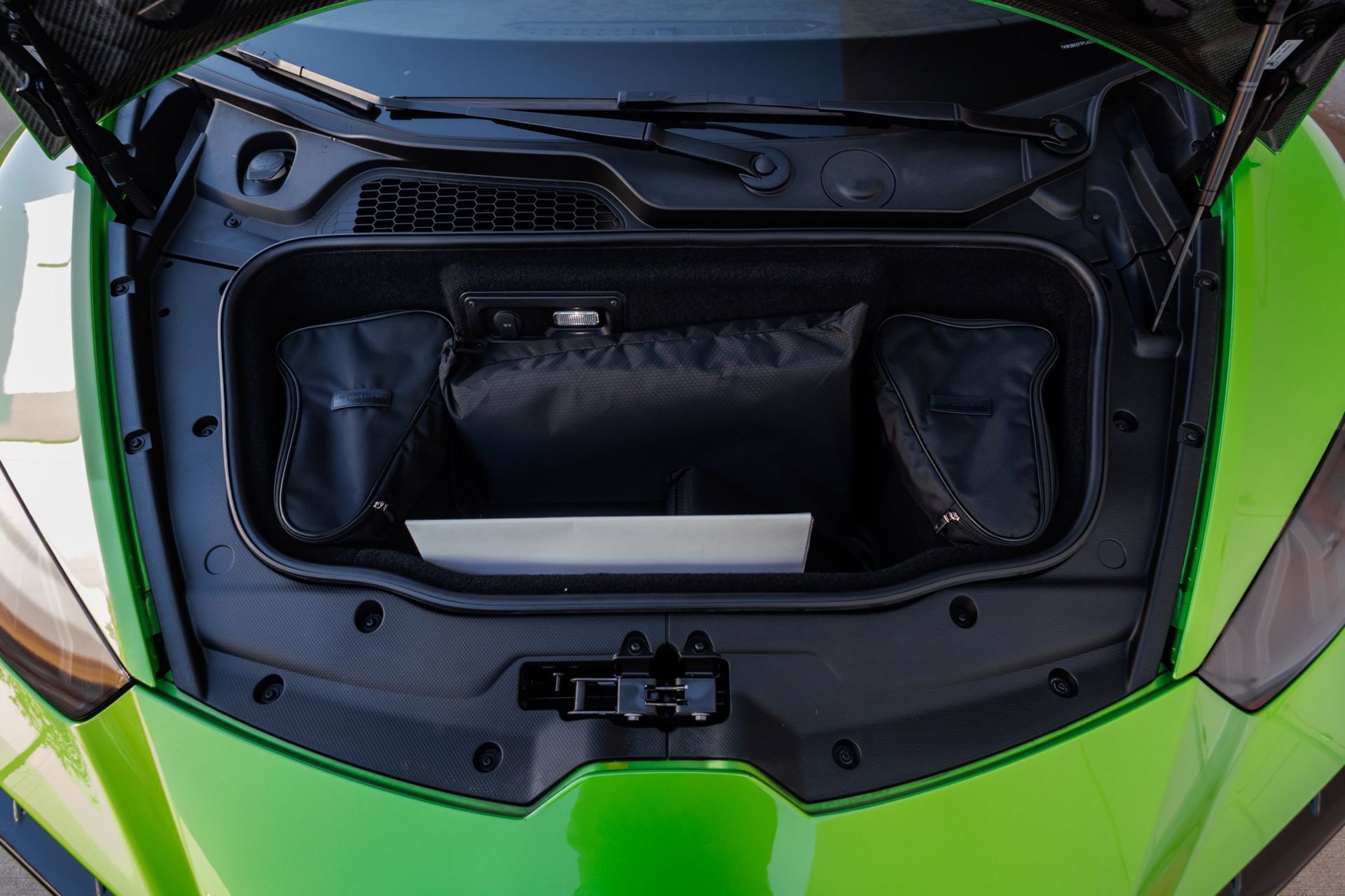 Used 2023 Lamborghini Huracan Tecnica image 57