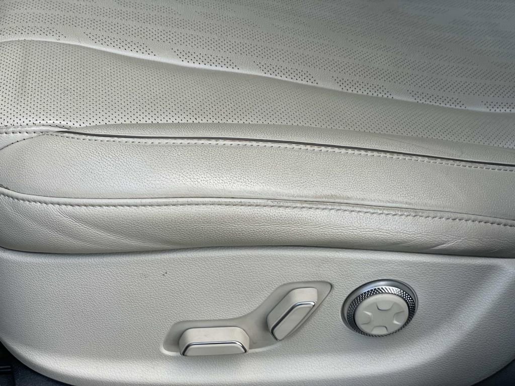 Used 2023 Genesis GV80 2.5T w/ Advanced Package image 23