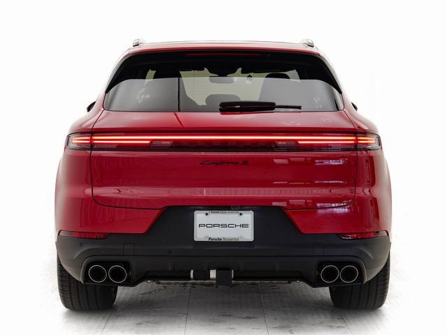 Certified 2025 Porsche Cayenne S AWD/4WD image 37