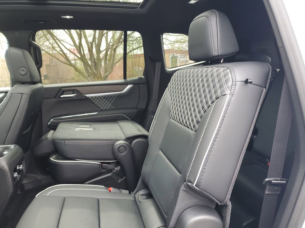 New 2026 GMC Acadia Denali w/ Super Cruise Package image 10