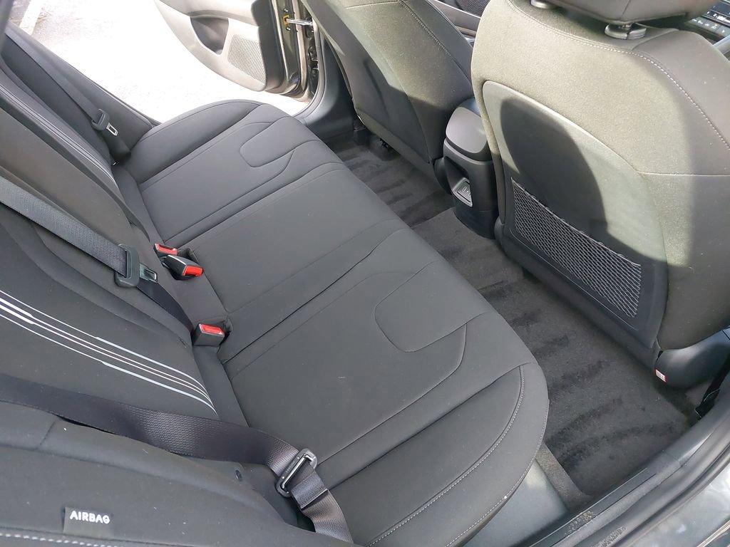 Certified 2025 Hyundai Elantra SEL w/ Cargo Package image 11