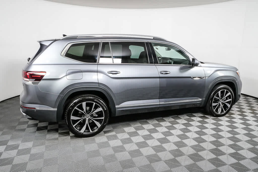 Certified 2025 Volkswagen Atlas SEL Premium R-Line video 2