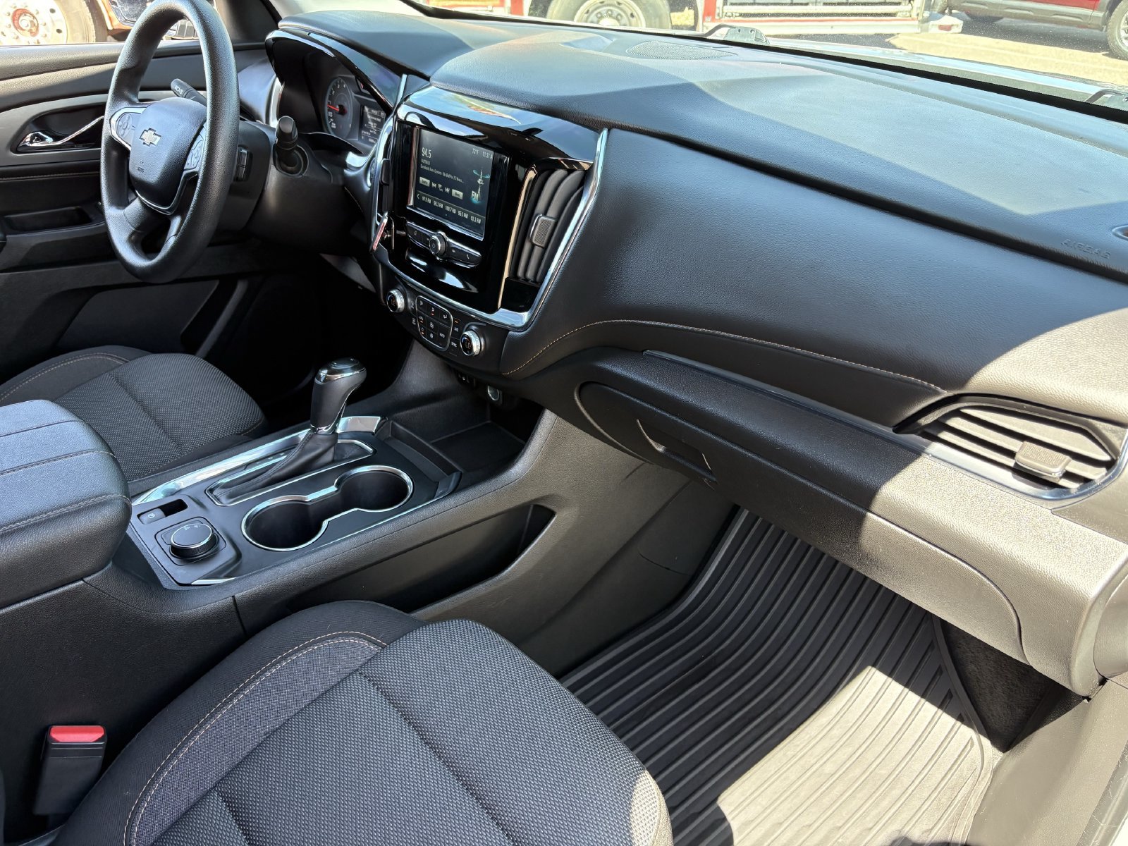 Used 2019 Chevrolet Traverse LS FWD image 14