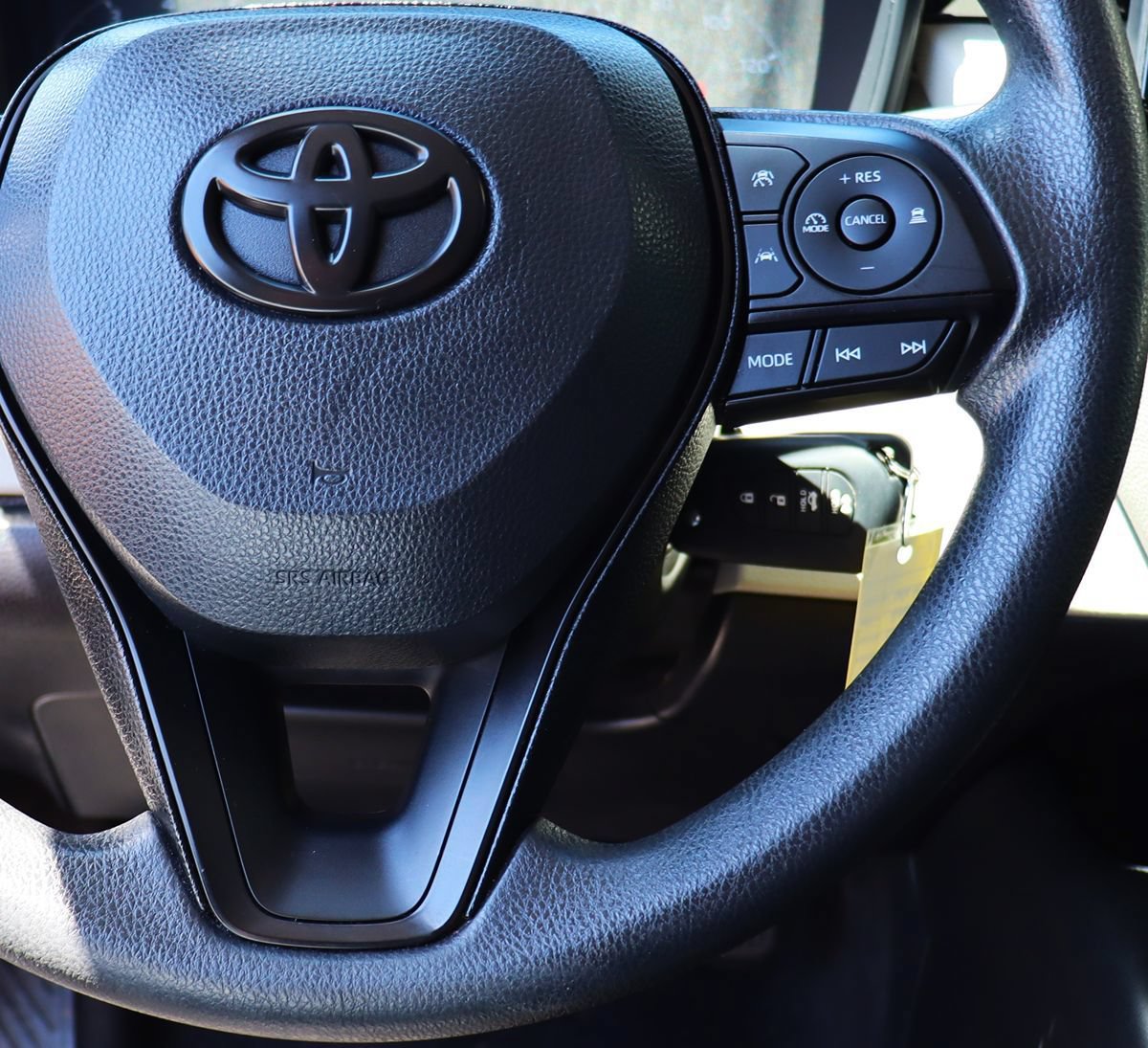 Used 2023 Toyota Corolla LE w/ Carpet Mat Package (TMS) FWD image 53
