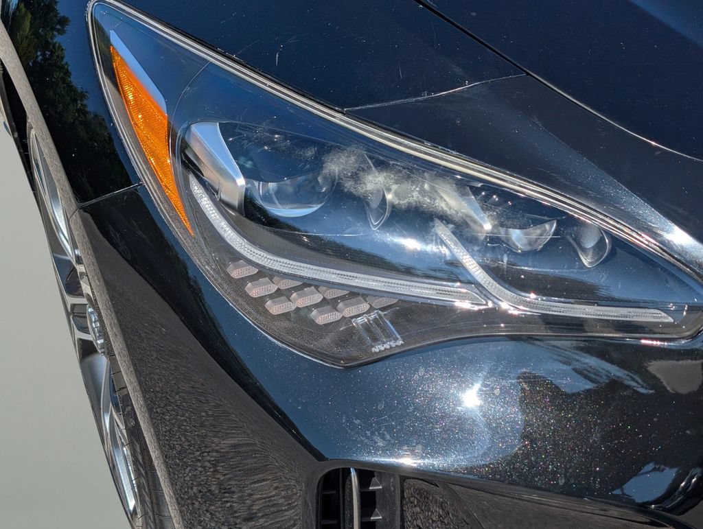 Used 2019 Kia Stinger GT2 AWD/4WD image 9